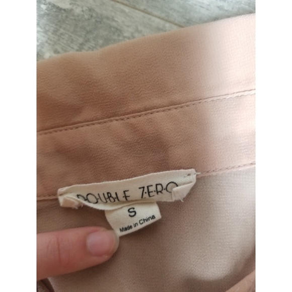 Double Zero - Colorblock Button Front Blouse - Picture 4 of 5